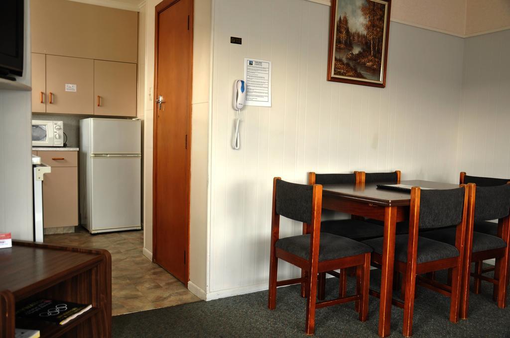 Feilding Motel Room photo